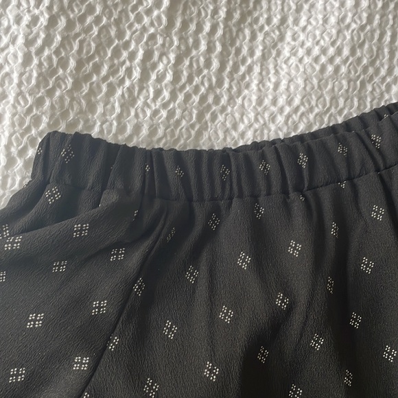 Veronica M Off the Shoulder Shirt (S) - Picture 3 of 7